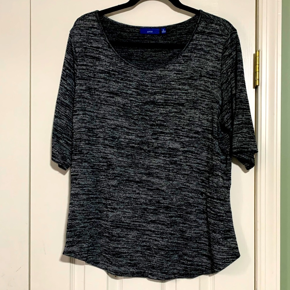 APT.9 Light weight short sleeve shirt